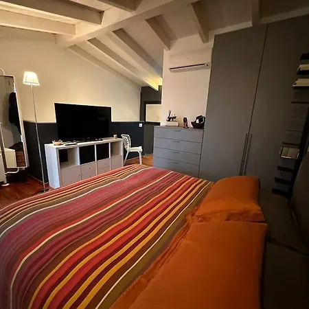 Apartment In Attico, Con Posto Auto Privato