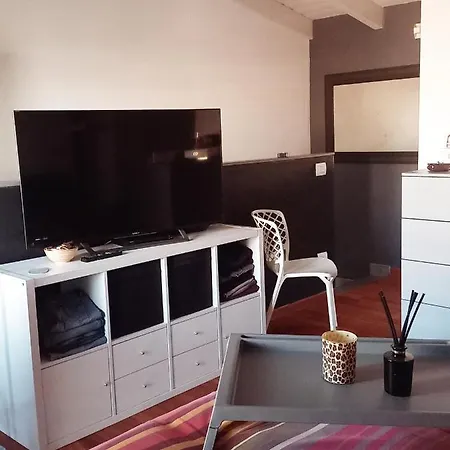 In Attico, Con Posto Auto Privato アパート *