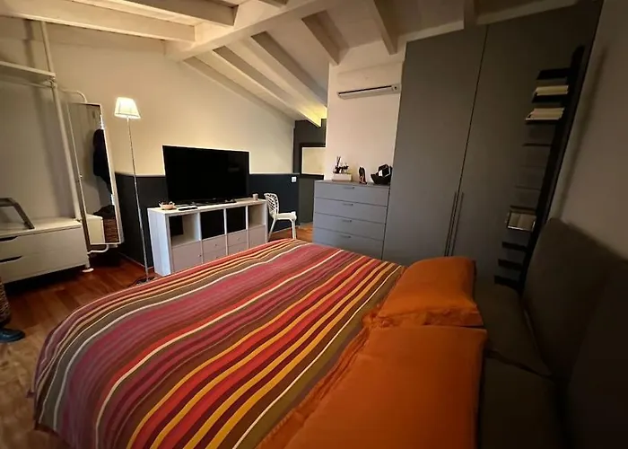 Apartment In Attico, Con Posto Auto Privato