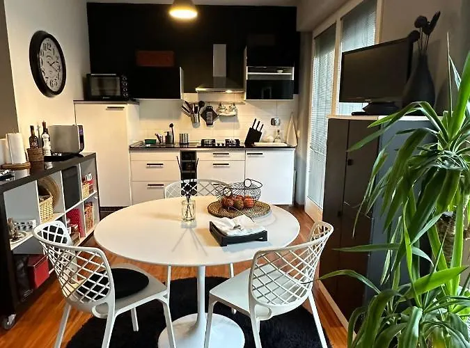 Apartment In Attico, Con Posto Auto Privato Florence