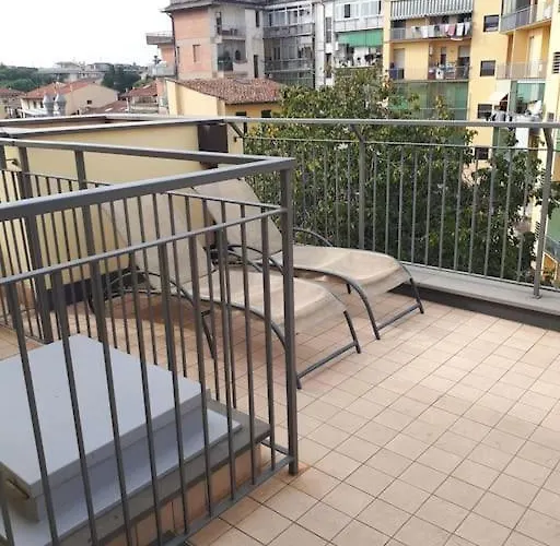 Apartment In Attico, Con Posto Auto Privato