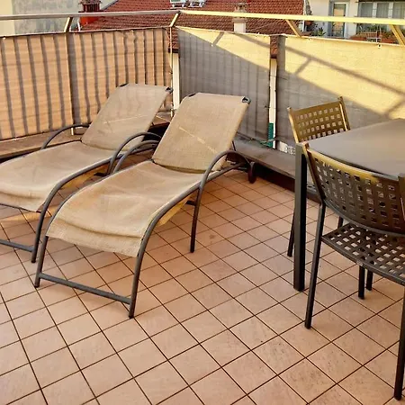In Attico, Con Posto Auto Privato Appartement *