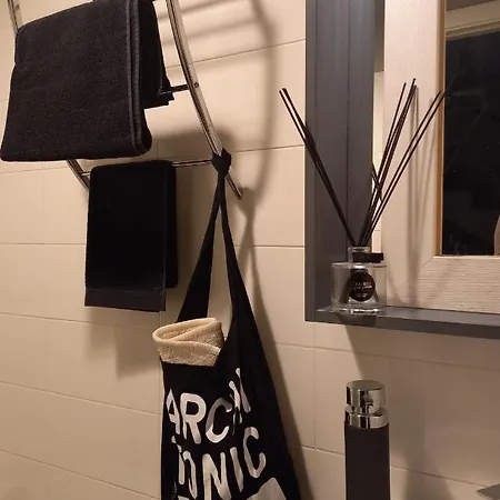 Apartment In Attico, Con Posto Auto Privato *