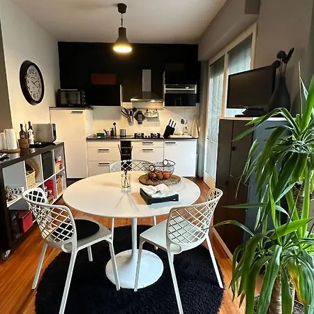 Apartment In Attico, Con Posto Auto Privato Florenz